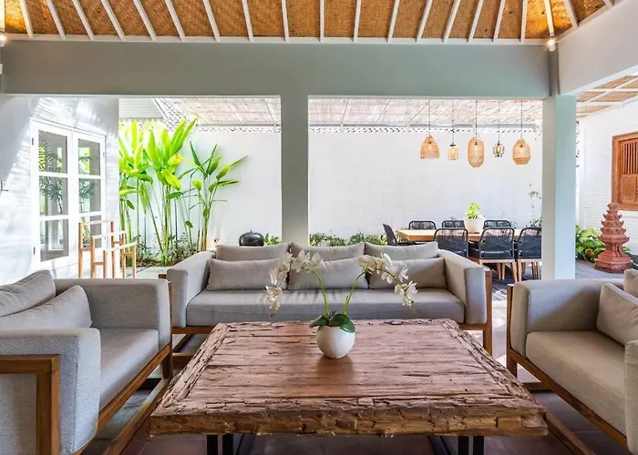 Private 5 Bedroom Spacious Villa Close To Sanur Beach