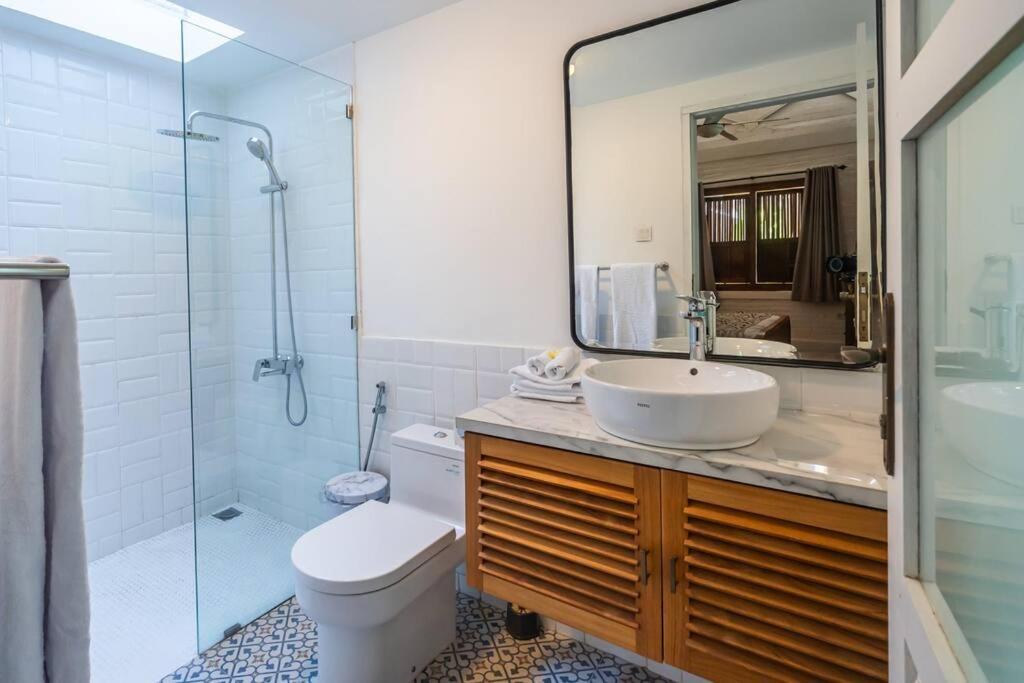 Villa Private 5 Bedroom Spacious Close To Sanur (Bali)