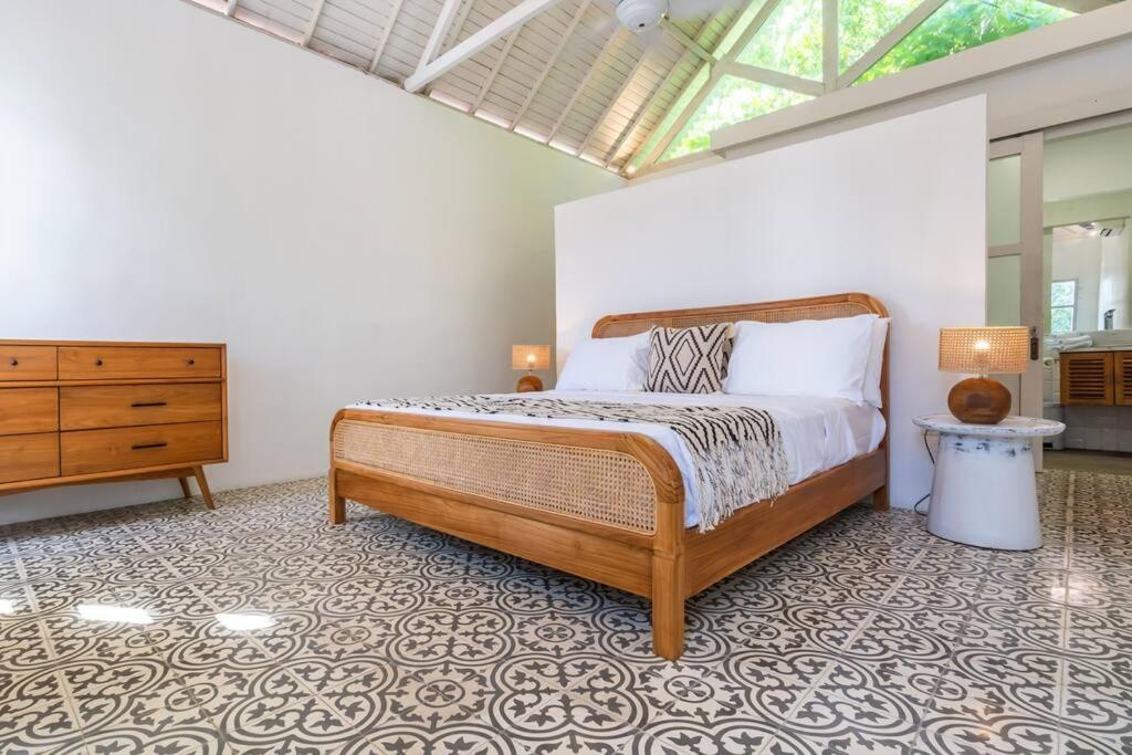 Villa Private 5 Bedroom Spacious Close To Sanur (Bali)
