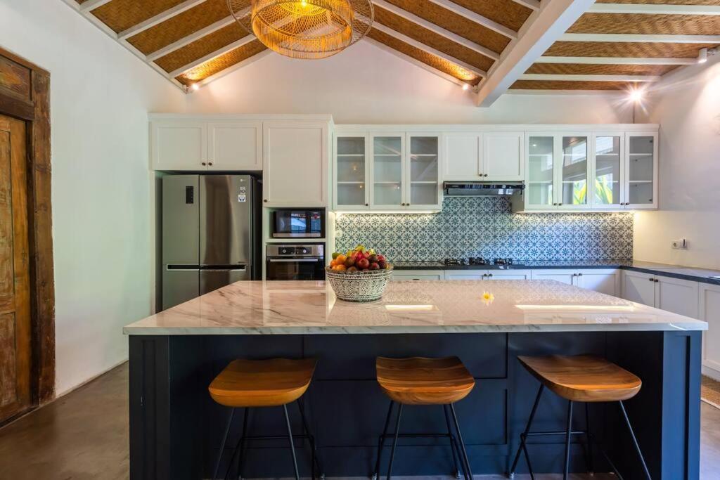 Villa Private 5 Bedroom Spacious Close To